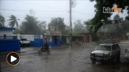 Matthew landa Haiti, ribuan penduduk selamatkan diri