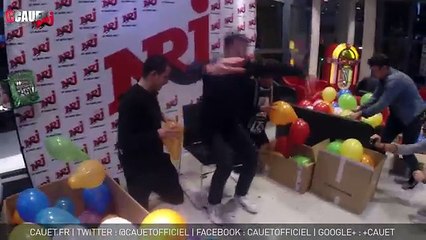 Les fesses de Loris encore championnes du monde - C’Cauet sur NRJ