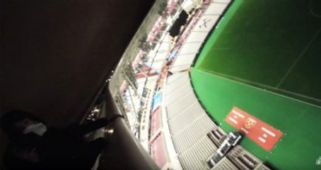 West Ham United Taraftarları, Yeni Stada Sızdı