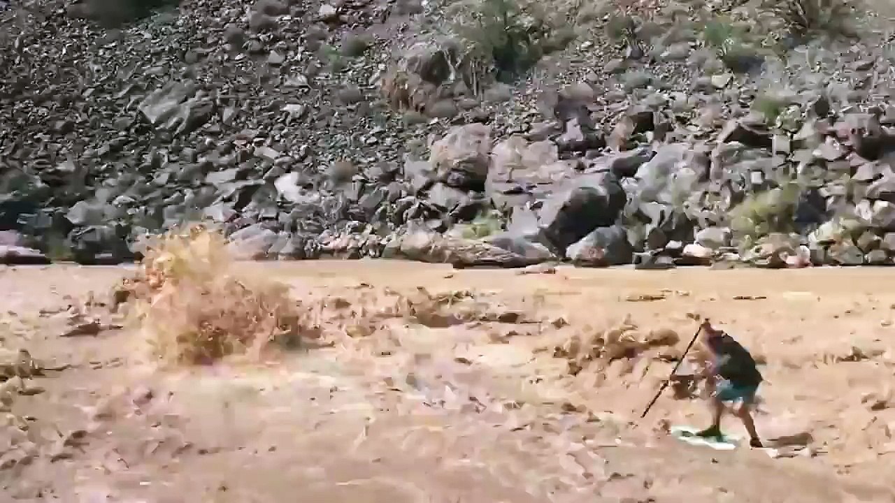 Du paddle dans de puissants rapides !