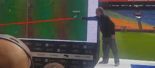 Quand Bielsa utilise une vidéo de l'OM pour sa démonstration