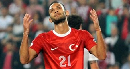 Ömer Toprak'ın Gelmesiyle Mehmet Topal Ön Liberoya Geçecek
