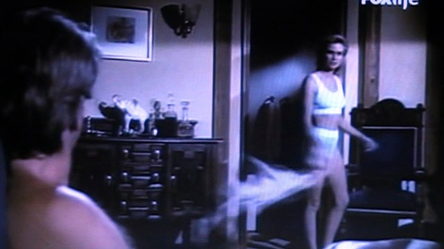 Cote Ouest (video en français) - Paige est toujours en demande !