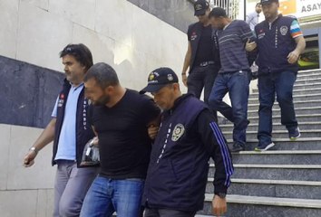 Tezgahtar Kadınlara Tacizde Bulunan Gaspçılar Polis Tarafından Yakalandı