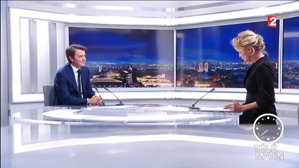 4 Vérités - Baroin : "Macron est un cynique au visage souriant doublé d'un populiste mondain"