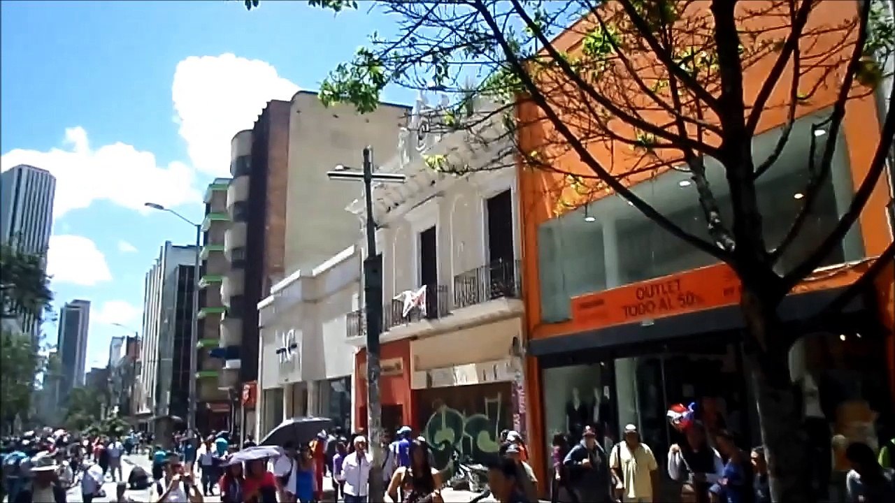 Hrad Rock Ciclovia Bogota Dimanche