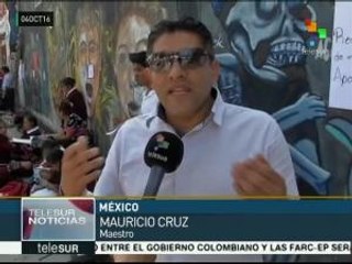 México: despiden a maestros por manifestarse contra reforma educativa