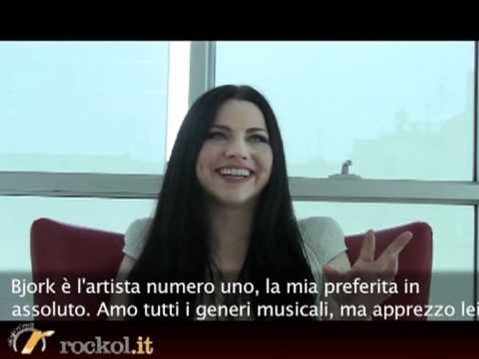 Amy Lee racconta a Rockol il nuovo disco degli "Evanescence"