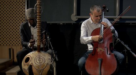 Ballaké Sissoko & Vincent Segal - "Passa Quatro"