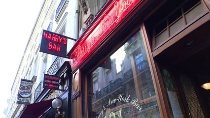 Paris bar launches traditional US presidential straw poll