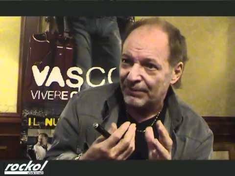 Vasco Rossi racconta a Rockol Vivere o niente