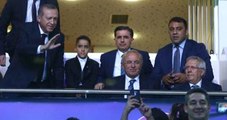 Fenerbahçe-Anadolu Efes Maçını Cumhurbaşkanı ve Aziz Yıldırım Yan Yana İzledi