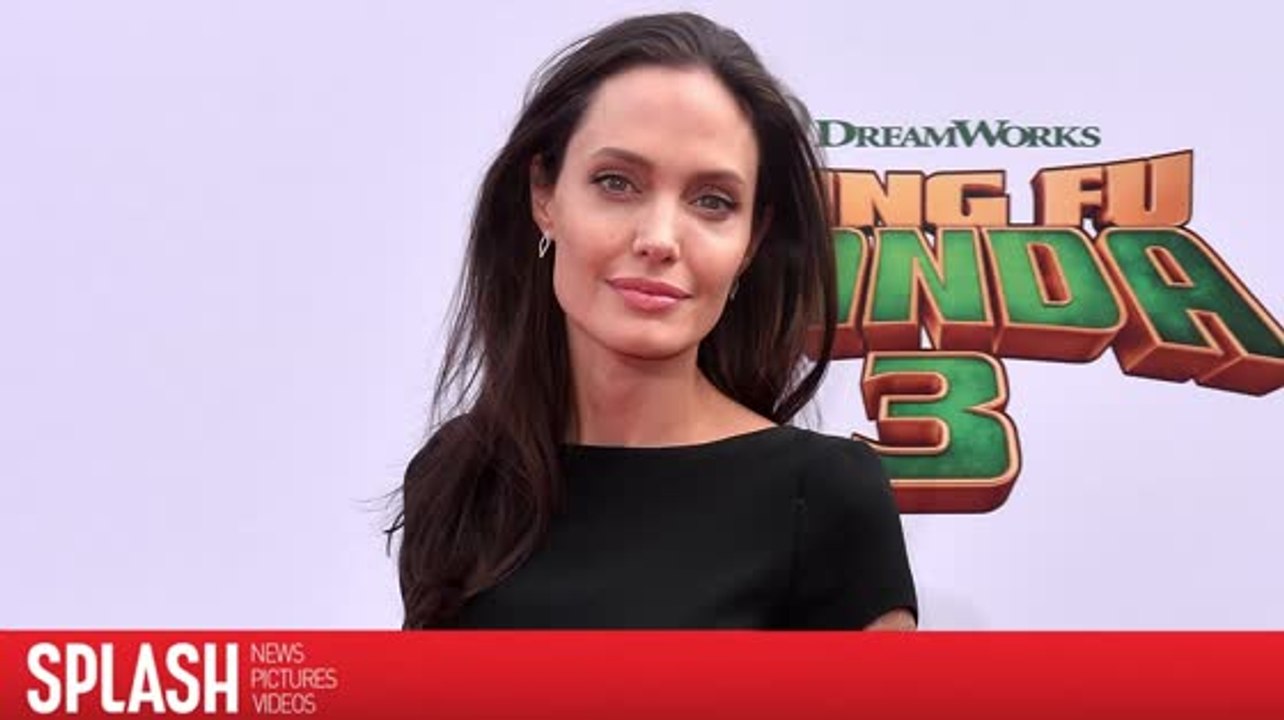 Angelina jolie macht eine familientherapie mit den kindern