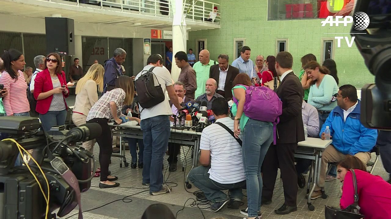 Oposición venezolana hará concentraciones para revocatorio