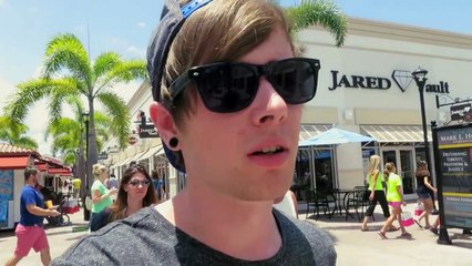 WELCOME HOME, PUGS!!