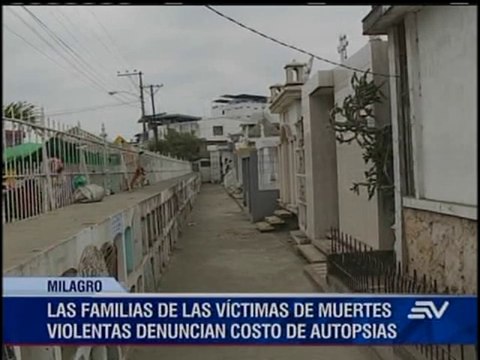 Falta de médicos forenses