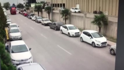 Kalp Krizi Geçiren Sürücünün Kaza Anı Kamerada