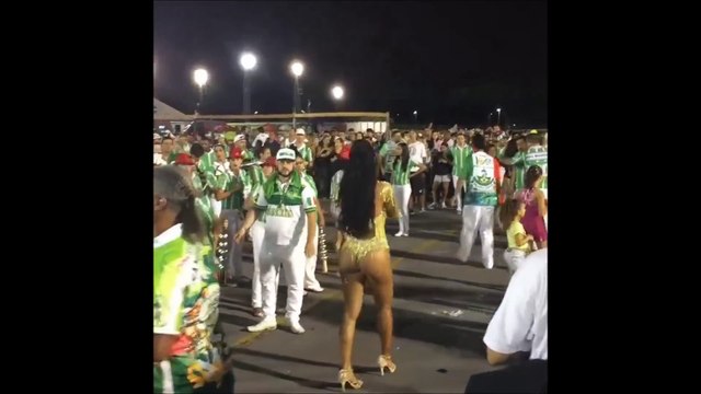 ALINE BERNARDES - Sexy Lingerie & Bikini Model Legs and Butt Workouts for Women @ Brazil