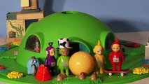 Play Doh Teletubbies Christmas Tree made from Play Doh with the Tubbies and NooNoo very excited !!