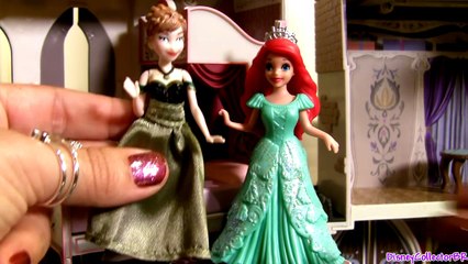 Frozen Castle of Arendelle Playset with Elsa Anna Kristoff Olaf - Disney MagiClip Mix-and-Match