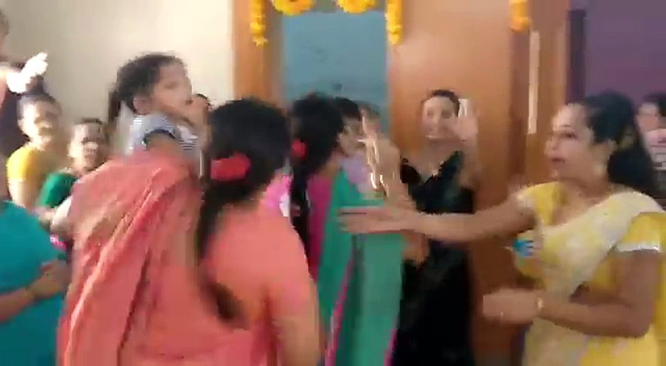 Funny Indian wedding dance by girls, aunties
