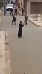 -مسبوقين قضائيا و مسلحين بالسيوف يهاجمون رجال الشرطة بولاية سعيدة