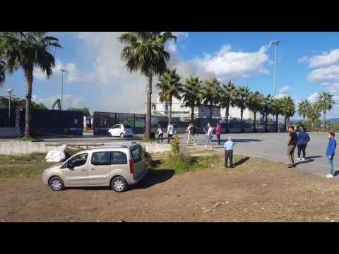 Gricignano (CE) - #NoPuzza, incendio alla Ecotransider -1- (05.10.16)