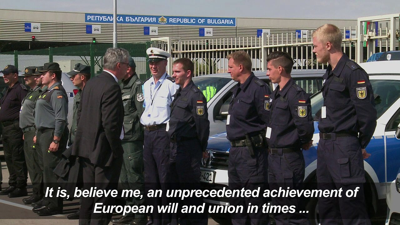 EU launches tough border force to curb migrant crisis