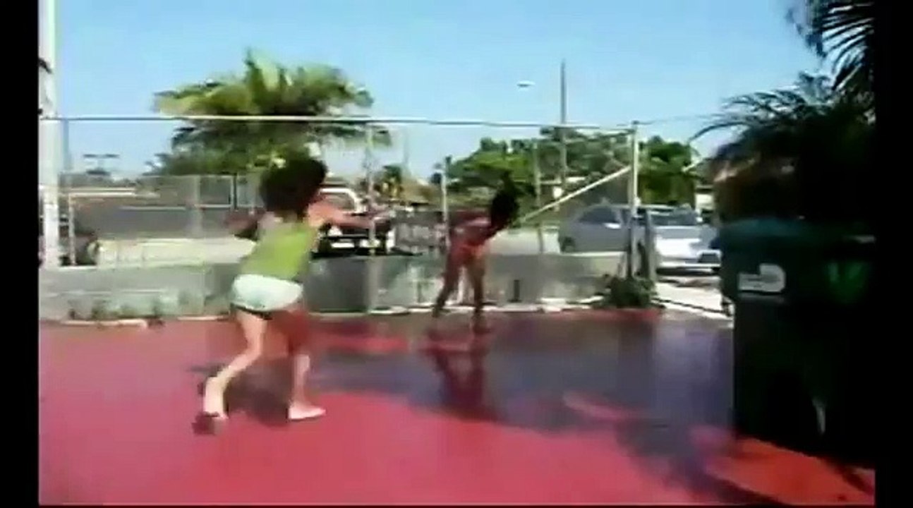 Stupid Girls FAIL!!