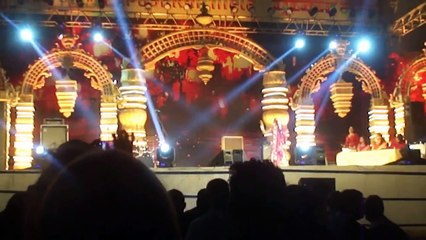 BEAUTIFUL DANCE BY  BRIDE IN Pushkar Fair Indian bride competition - YouTube 2015 PART- 3