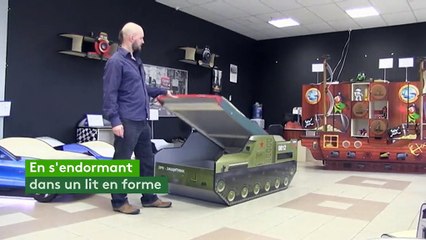 Un lit pour enfant en forme de lance-missile en Russie