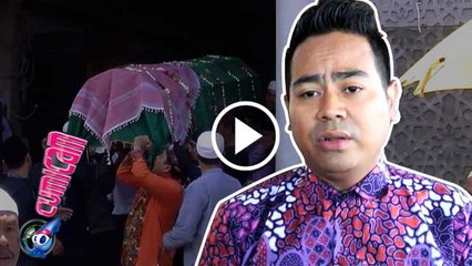 Yadi Sembako Azankan Jenazah Ayahanda Tercinta - Cumicam 06 Oktober 2016