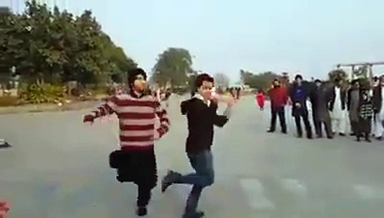 new Pashto attan video,Pathan boys nice dance video 2016