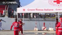 Ιταλία: Χιλιάδες μετανάστες αποβιβάστηκαν στη Σικελία τα τελευταία 24ωρα
