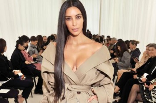 Kim Kardashian'ı Soyan Saldırganlar Güvenlik Kamerasına Yakalandı