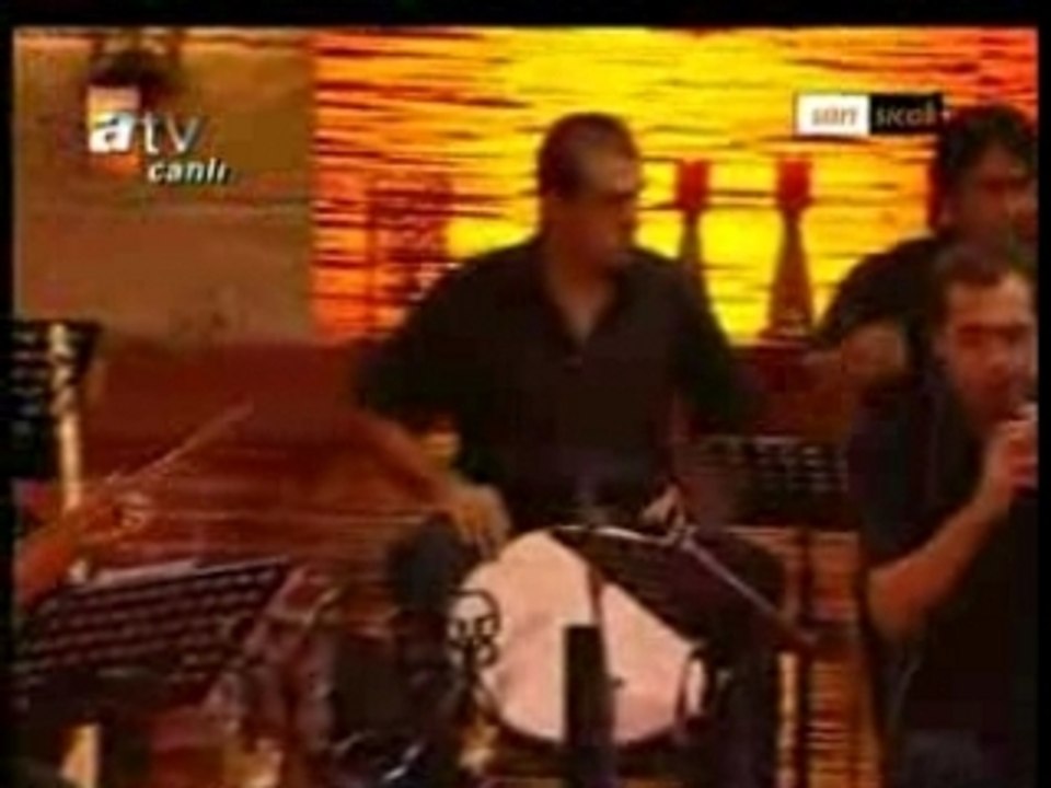 Yavuz Bingöl Hande Subaşı Düeti Kara Tren Sarı Sıcak