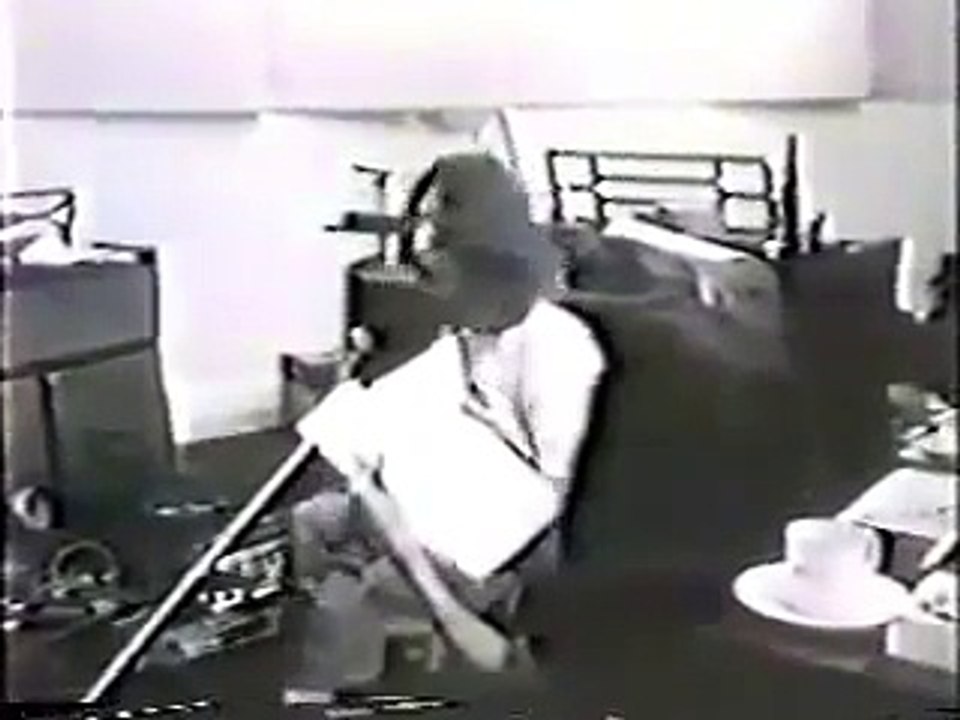 John Lennon TRIPPING (Rare) -