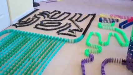 INSANE Domino Tricks - Amazing