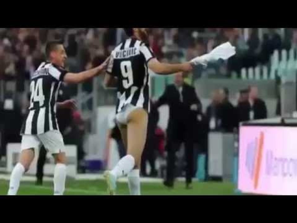 خمسة إحتفالات طغت على الأهداف ◄ منها خلع السروال بدل القميص