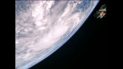 Hurricane Matthew from the Space Station on Oct. 5 (speed x4).