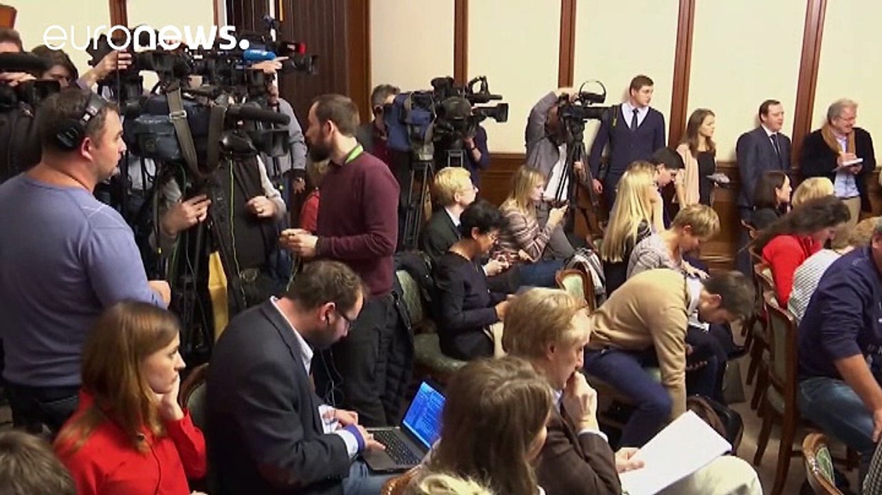 Ayrault bei Lawrow: 'Diese Bombardierungen produzieren die Dschihadisten von morgen'