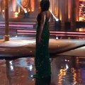 Malaika Arora Khan Hot Dance on India's Got Talent 2016