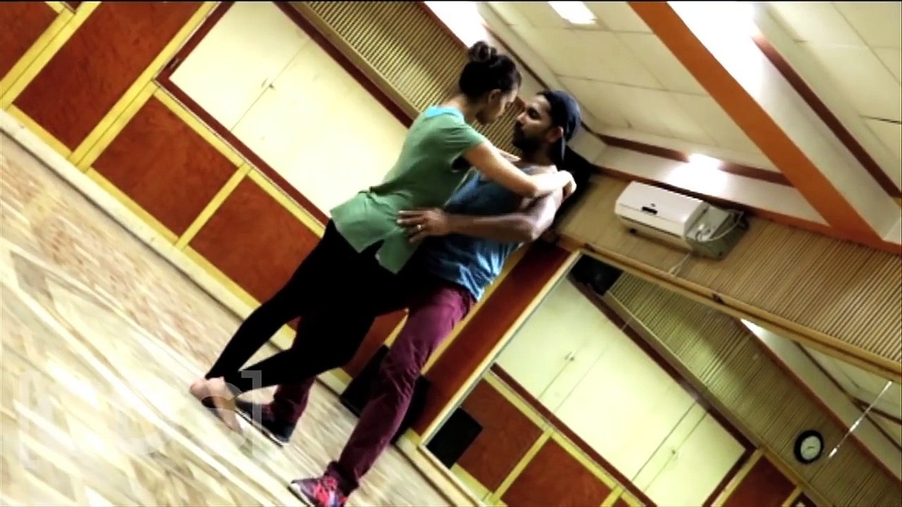 Radhika Apte Hot Sensuous Dance With Terence Lewis