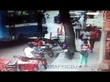 Cámara de seguridad captó cómo roban las motos en Catia