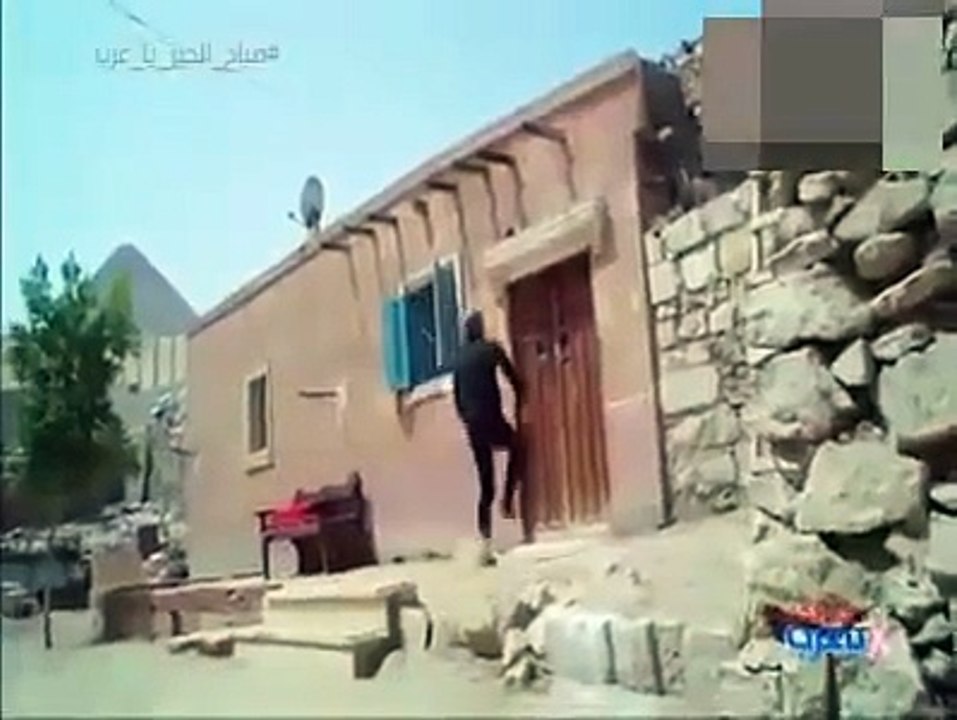 الرد الحقيقي لمحمد رمضان علي تقليد علي ربيع ليه فى مسرح مصر