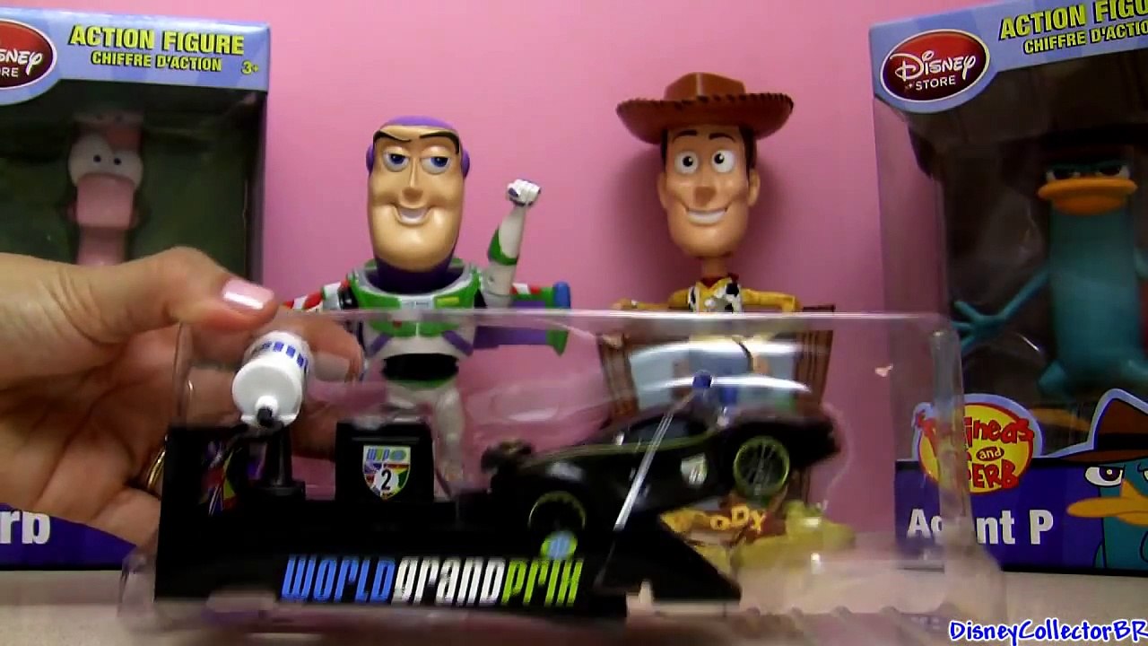 Pit stop launcher Lewis Hamilton CARS 2 from Disney Pixar Mattel diecast toy review