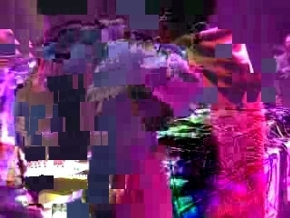 SCRATCH ACTION HIRO - ITF World 2000 Team champion