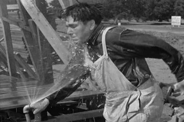 The Three Stooges - S 4 E 8 - The Sitter Downers