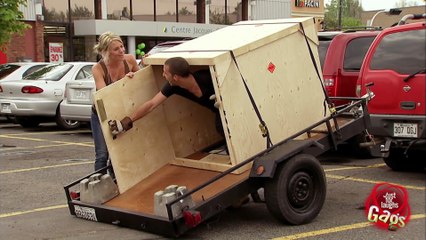 Trailer Refuses to Stay on Hitch Prank