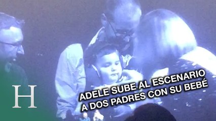 Adele se hace un 'selfie' con dos padres y su bebé